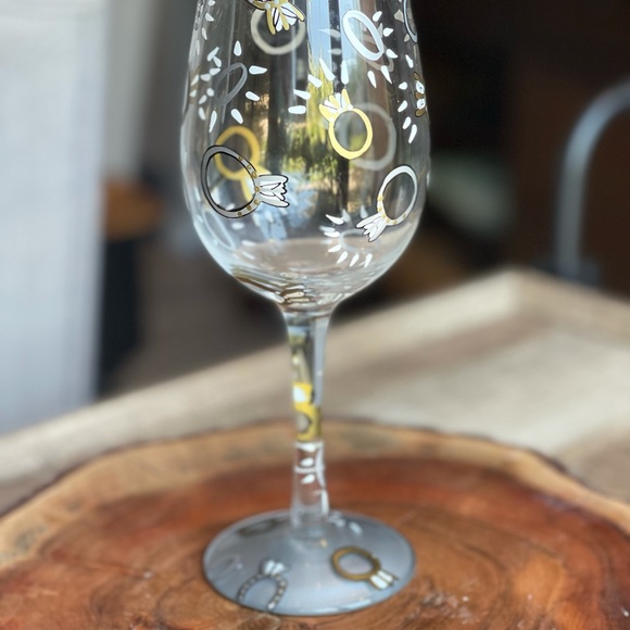 Slippers & Wine Glass for the Bride to Be - Picture 4 of 6